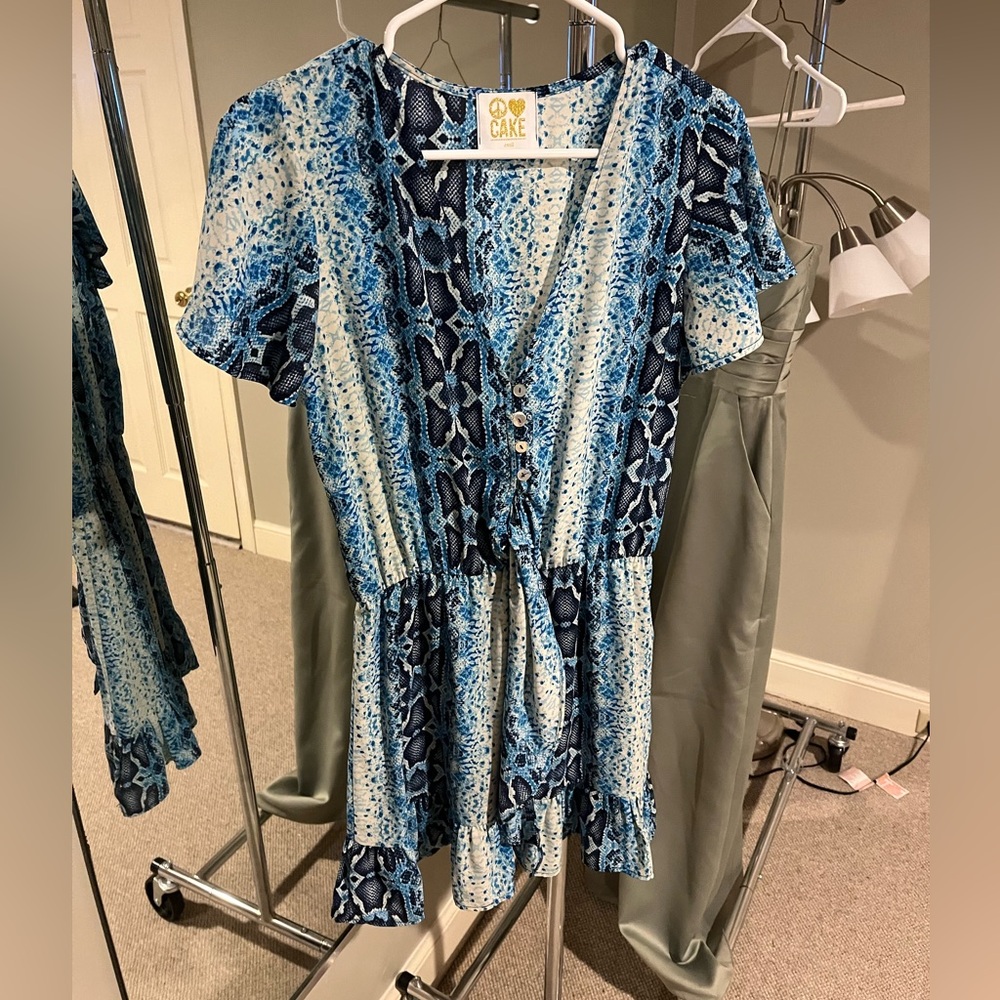 blue animal patterned short dress